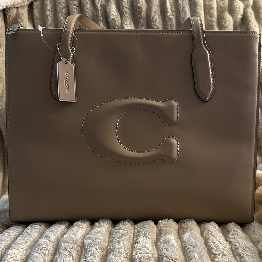 Coach Tan Leather Tote Bag - Picture 13 of 13
